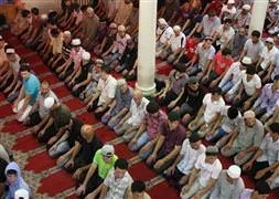 600 yıl sonra ilk kez teravih...