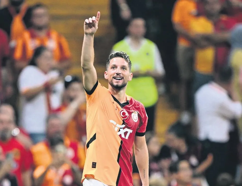 Mertens’e kulübe yolu gözüktü