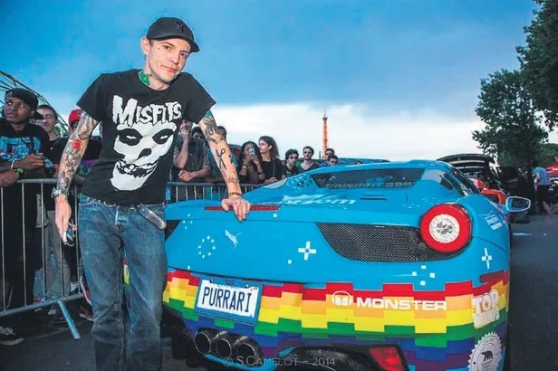 ferariden-araclarini-kotuleyen-dunya-yildizlarina-buyuk-sok-5-unluyu-kara-listeye-aldi-1651437273129.jpeg Ferari'den araçlarını kötüleyen dünya yıldızlarına büyük şok! 5 ünlüyü kara listeye aldı-2