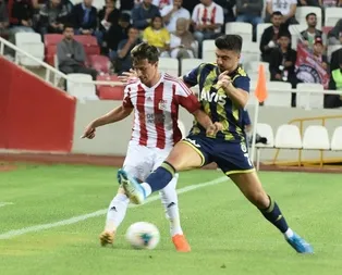 Kanarya’dan tatsız prova