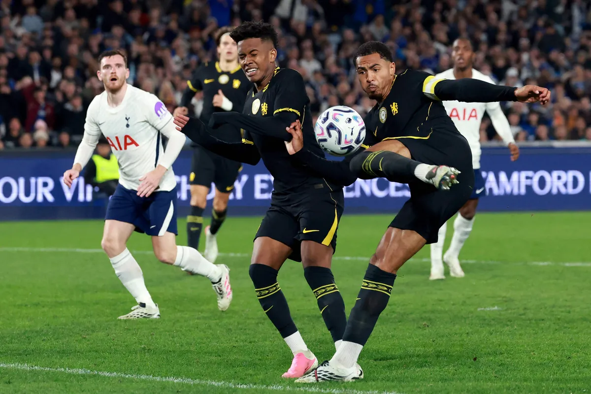 sidneyde-muhtesem-son-tottenham-chelseayi-902de-devirdi-1785597428413.jpg Chelsea 90+2'de yediği golle yenildi