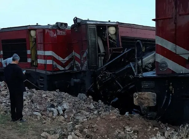 Son dakika: Malatya'da iki yük treni çarpıştı! Bir kişi öldü, 3 kişi yaralandı-3