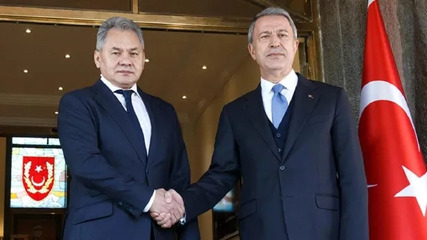 son-dakika-milli-savunma-bakani-hulusi-akar-rus-mevkidasi-sergey-soygu-ile-gorustu-1646146888406.jpeg Son dakika: Milli Savunma Bakanı Hulusi Akar, Rus mevkidaşı Sergey Şoygu ile görüştü-2