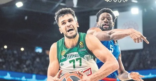Efes seriyi son maça taşıdı