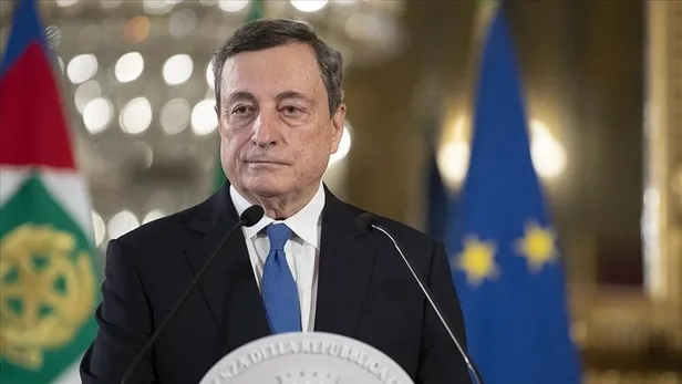 son-dakika-italya-cumhurbaskani-sergio-mattarella-parlamentoyu-feshetti-1658420331082.jpg Son dakika: İtalya'da siyasi kriz! Draghi'nin ikinci kez istifa sonrası Mattarella parlamentoyu feshetti: Ülke erken seçime gidiyor-4