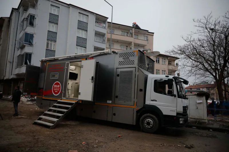 Bakanlık tasarladı! İşte Binanızın yıkılma tehlikesi olup olmadığını gösteren cihaz - 1