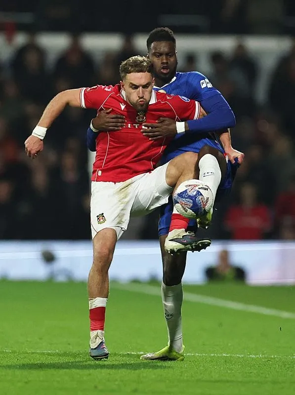 besiktas-chelseanin-fransiz-stoperi-badiashile-icin-harekete-gecti-1774334546211.jpeg Beşiktaş Chelsea'nin Fransız stoperı Badiashile için harekete geçti-2