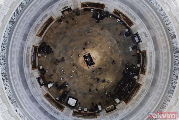 ABD'li Senatör McCain için Kongre'de tören düzenlendi - 29