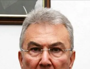 Deniz Baykal'ın Hayatı
