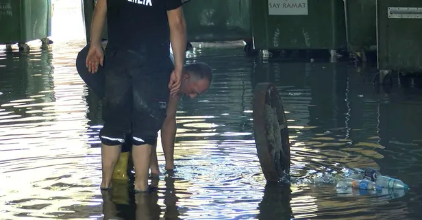 İstanbul'da zor anlar... Kuyumcukent AVM'yi su bastı