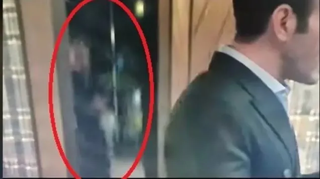 bahar-dizisinde-hic-gorulmeyen-cekim-hatasi-aylar-sonra-fark-edildi-1723291999418.jpg Bahar dizisinde hiç görülmeyen çekim hatası: Aylar sonra fark edildi!-2