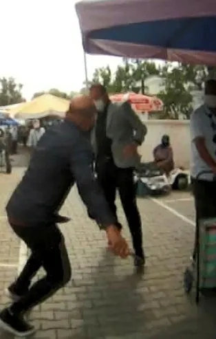 Halk pazarında karı-koca dehşeti! Bıçakla saldırdılar