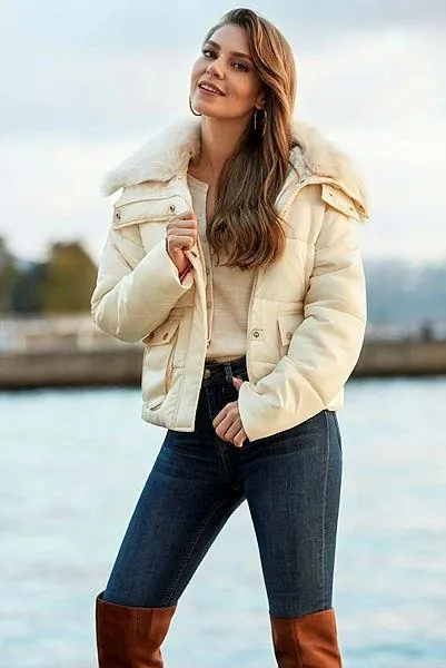 berkin-gokbudak-asli-envere-yilbasinda-evlilik-teklifi-yapmak-icin-hazirliklara-basladi-1667680280428.jpeg Berkin Gökbudak, Aslı Enver'e Yılbaşı'nda evlilik teklifi yapmak için hazırlıklara başladı-4