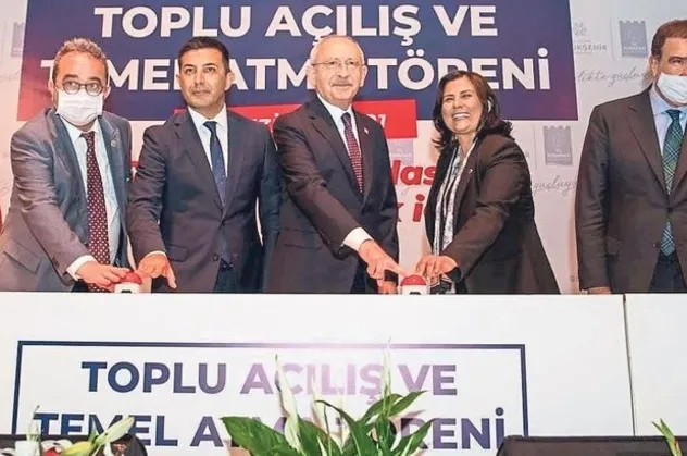 CHP'li Kemal Kılıçdaroğlu'ndan skandal! Kültür ve Turizm Bakanlığı'na kaydı olmayan müzeyi açtı!
