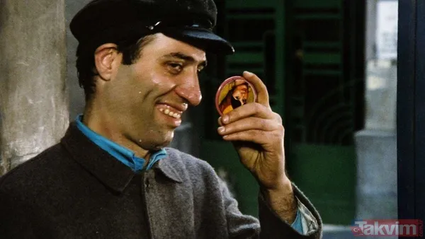 Kemal Sunal bakın ilk hangi filmle ünlü olmuş! Herkes farklı biliyordu! 22 yıl önce uçakta kalp krizi geçirerek ölmüştü! 'Benim sokağa atacak param yok' - 11