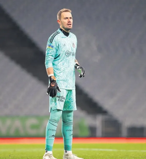 besiktas-ankaragucunu-salih-ucan-ve-aboubakar-ile-devirdi-1678065729994.jpeg Beşiktaş Ankaragücü'nü Salih Uçan ve Aboubakar ile devirdi-2