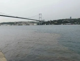 İstanbul Boğazı’na yağmur sonrası çamur aktı! Suyun rengi değişti