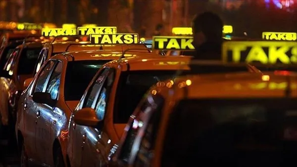 son-dakika-istanbulda-1803-minibus-ve-322-taksi-dolmusun-taksiye-donusturulmesi-onaylandi-1669816425709.jpg
