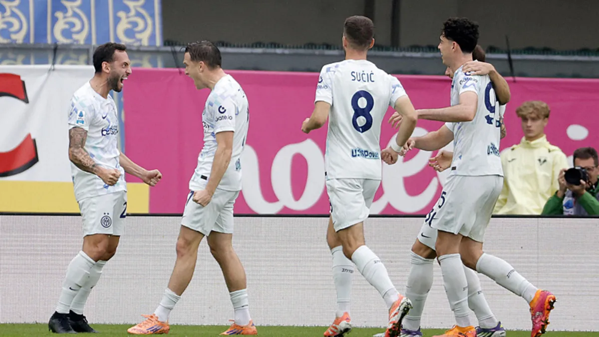 Hakan Çalhanoğlu'nun asisti İtalya'yı salladı! Hellas Verona - Inter: 1-2 | MAÇ SONUCU