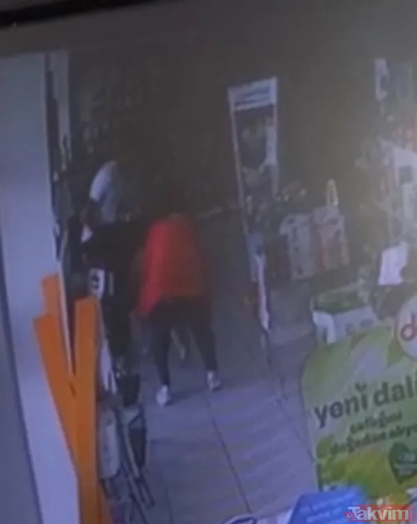 Boğazına su kaçan 2 yaşındaki çocuğu 'Heimlich manevrası' ile kurtardı - 2