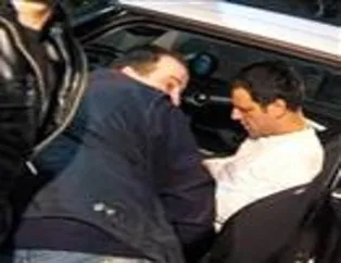 Sevmiyor musun beni memur bey!
