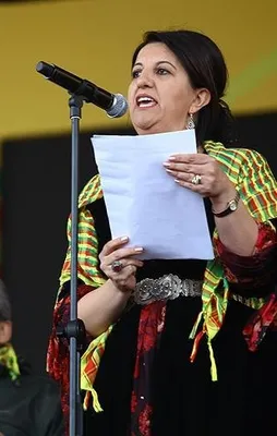 HDP'li Pervin Buldan'ın gözaltı yalanı