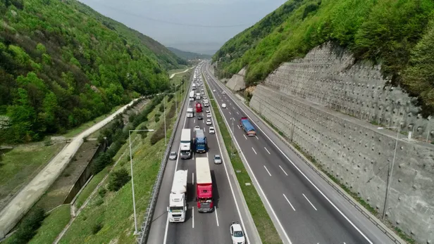 bolu-tuneli-acik-mi-kapali-mi-29-nisan-persembe-bolu-tuneli-ve-turkiye-geneli-yol-trafik-durumu-1619680612937.jpg