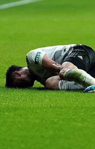 Son dakika: Beşiktaş'ta sakatlık şoku! Gökhan Gönül...