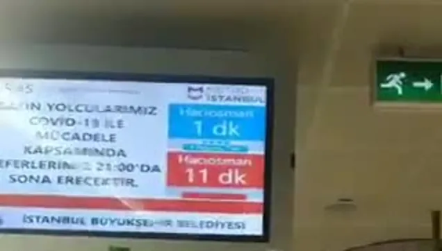 CHP'li İBB Metro seferlerini 10 dakikaya çıkardı vatandaş isyan etti: Sosyal mesafe korunamıyor