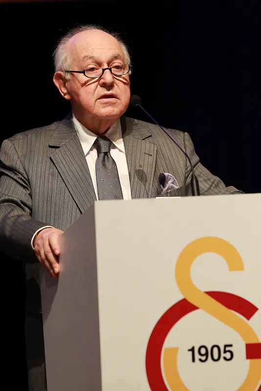 duygun-yarsuvat-kimdir-galatasaray-eski-baskani-duygun-yarsuvat-kac-yasinda-nereli-serveti-ne-kadar-1631269002899.jpg
