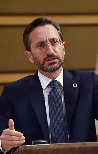 İletişim Başkanı Fahrettin Altun sosyal medyadan duyurdu: Ayasofya açıldı, CİMER'e teşekkür yağdı