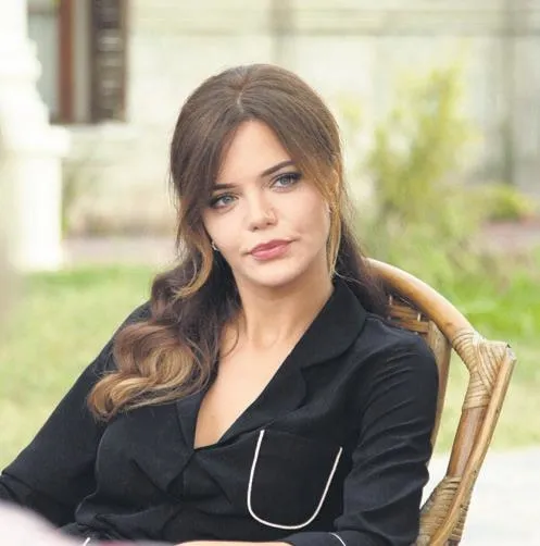 bir-zamanlar-cukurovanin-75inci-bolumunde-ortalik-karisacak-1606945422724.jpeg Bir Zamanlar Çukurova'nın 75'inci bölümünde ortalık karışacak!-3