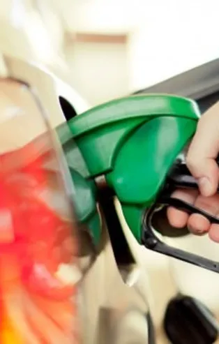 Akaryakıta indirim geldi