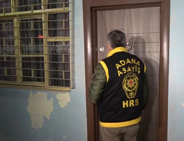 SON DAKİKA: Adana'da 90 firari için şafak baskını: 500 polis katıldı-3