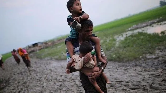 ABD, Arakan için üç maymunu oynadı