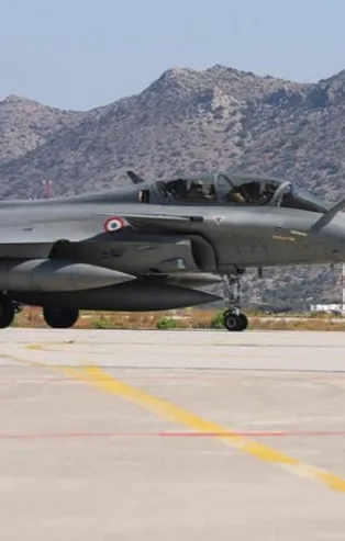 SON DAKİKA: Yunanistan'a Suudi Arabistan'dan skandal destek: F-15 savaş uçakları Girit'e inecek