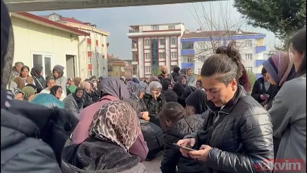 Eyüpsultan'da korkunç cinayet! 17 yaşındaki genç ailesini katletti! Nedeni ortaya çıktı - 13