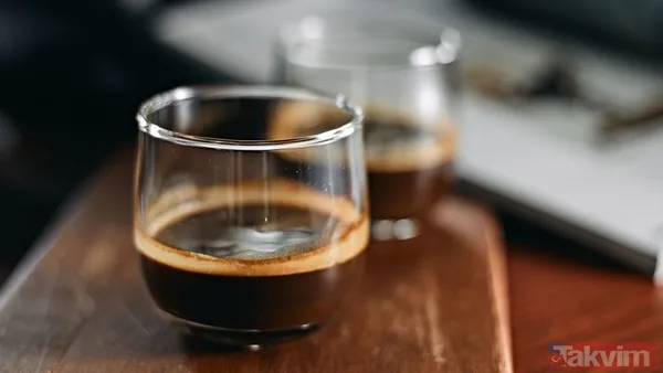 Mevsimsel İçecekler Eğer Her Mevsimin Kendine Özgü Kahvelerini, Sonbahardaki Balkabağı Baharatlı Latteleri, Kışın Naneli Mokaları Veya İlkbahar Ve Yaz Aylarının...