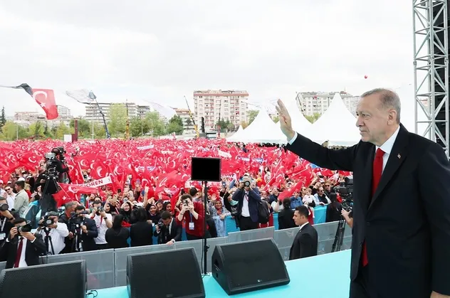 İstanbul "Büyük Buluşma"yı bekliyor! AK Parti'nin seçim startına saatler kaldı! Başkan Erdoğan da katılacak