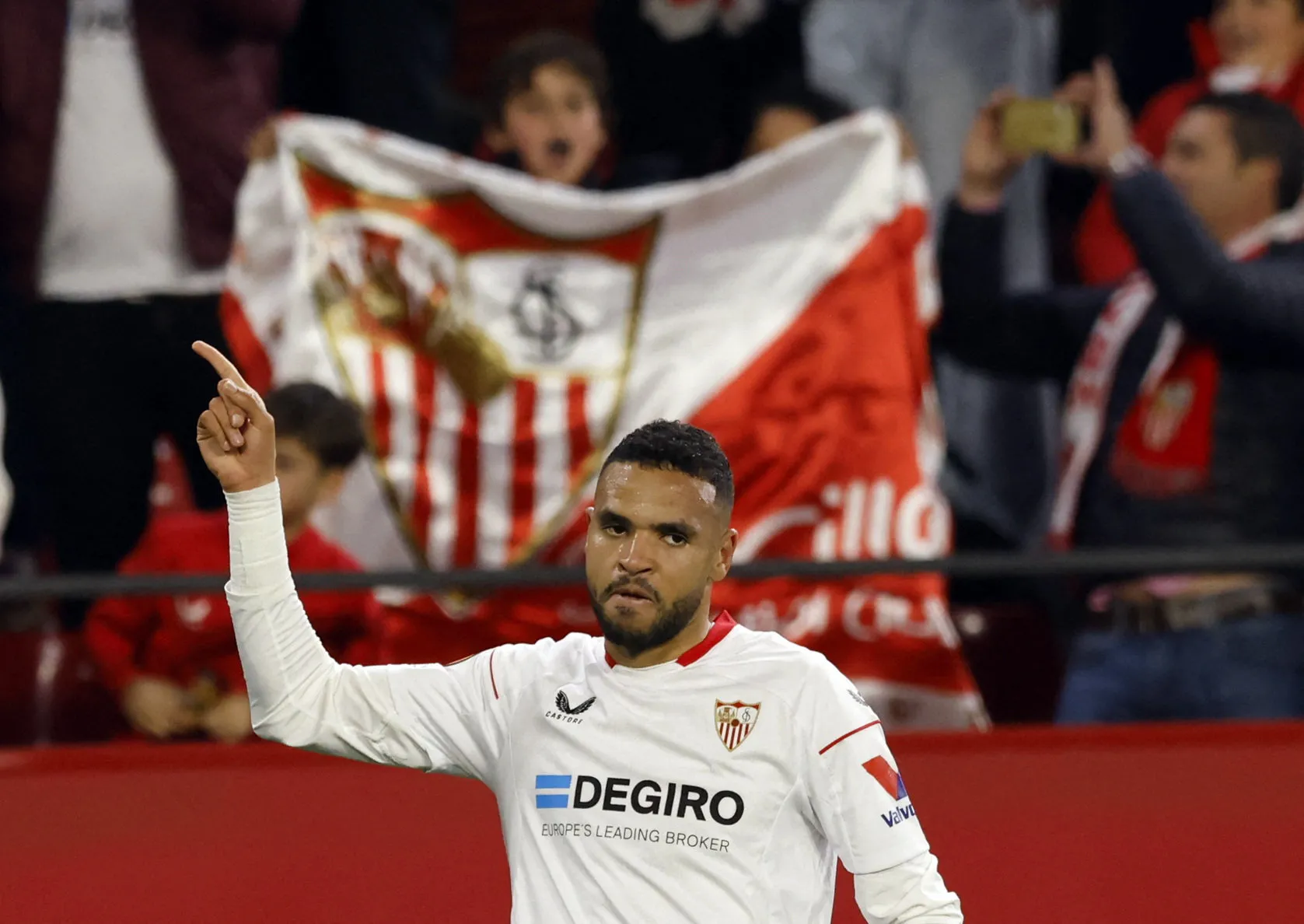 1 alana 1 bedava: Fenerbahçe'den bir bomba daha! En Nesyri'nin yanında o da geliyor - 18