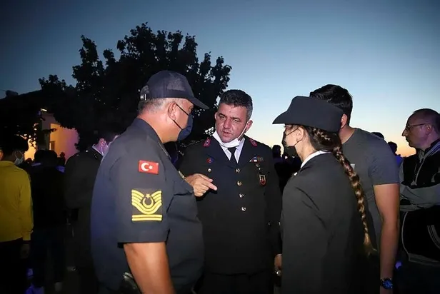 milli-savunma-bakanligi-duyurdu-pence-harekati-bolgesinde-2-askerimiz-sehit-oldu-1627417809037.jpeg Milli Savunma Bakanlığı duyurdu: Pençe Harekatı bölgesinde 2 askerimiz şehit oldu-4