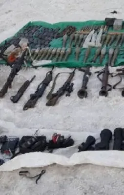 Silah deposu olarak kullanılan mağara bulundu