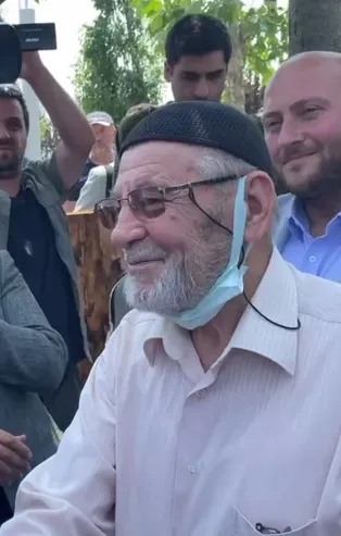 Bu sevdanın yaşı yok! 87 yaşındaki Nihat Amca'dan Başkan Erdoğan'a: Ölüm olsa da ondan ayrılmam