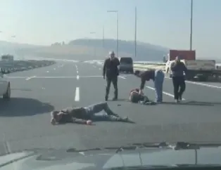 Kaza sonrası tekme ve yumruklar havada uçuştu