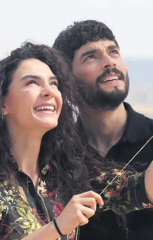 Reyting rekorları kıran dizilerimiz tüm dünyayı salladı! Amerikalılar Türkçe öğrenmeye başladı...