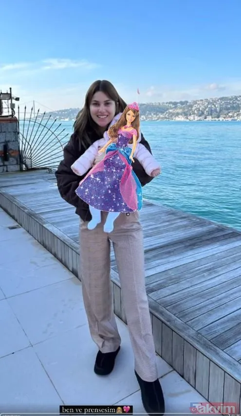 4 ay önce doğum yapan Nazlı Sabancı’dan anne-kız paylaşımı! Hacı Sabancı’nın biricik eşi yalıdan yayınladı! Minik Arzu Alara'yla... - 9