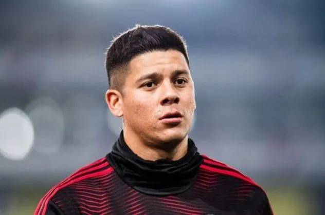 Favori Rojo plase Welinton