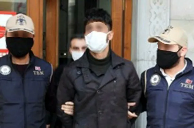 Ağrı'da iki kamyoneti yakıp tehdit notu bırakan şahıs HDP'li yönetici çıktı!