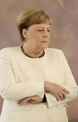 Almanya Başbakanı Angela Merkel'den 'hastalık' iddialarına yanıt!