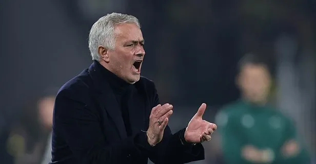 Fenerbahçe'de sol bek transferi de tamam! Mimovic'in ardından o da bitti